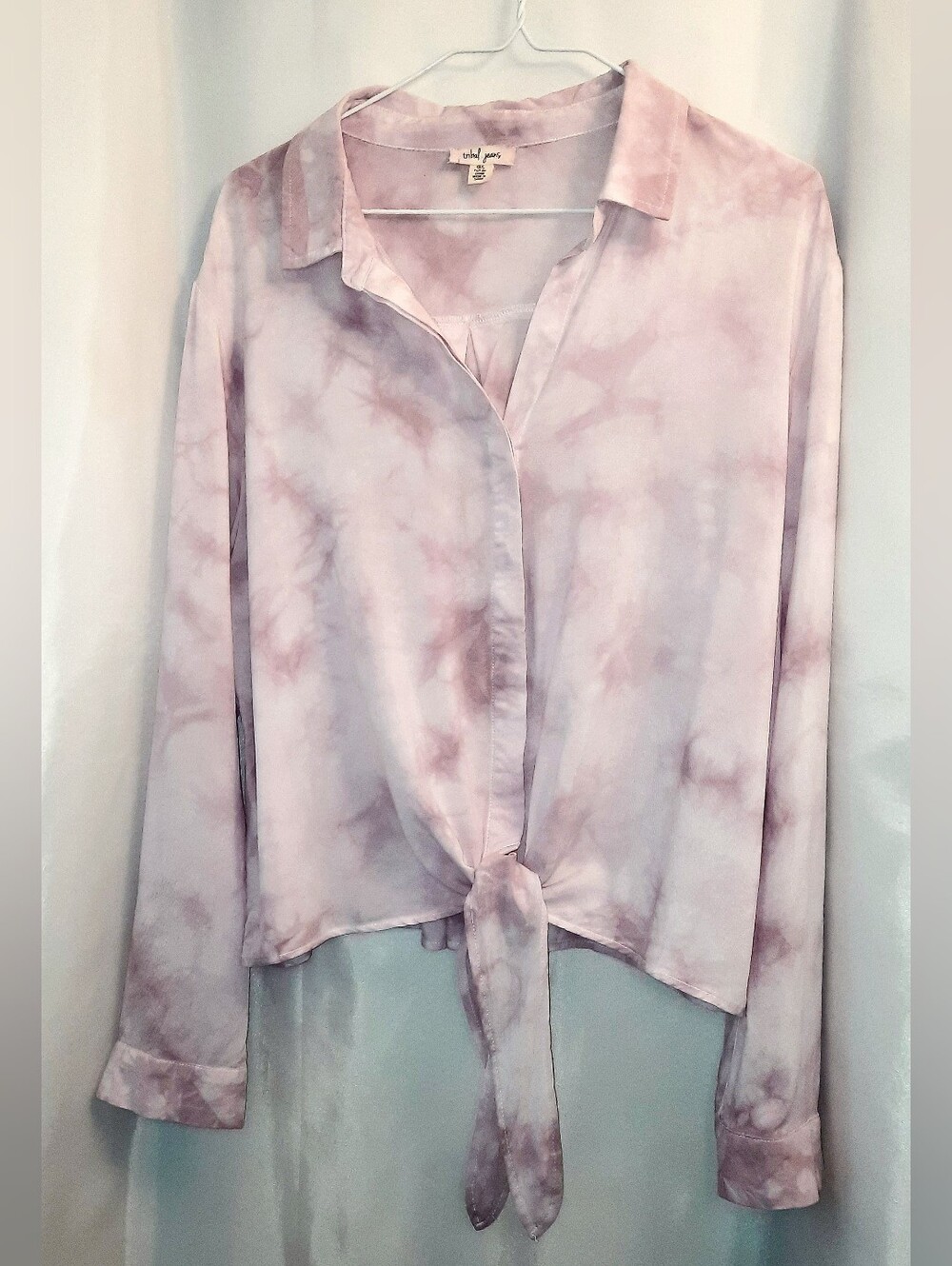 Tribal Jeans Soft Pink Tie-Dye, Knot- Tie, Button-Up, Long Sleeve Top Womens LG
